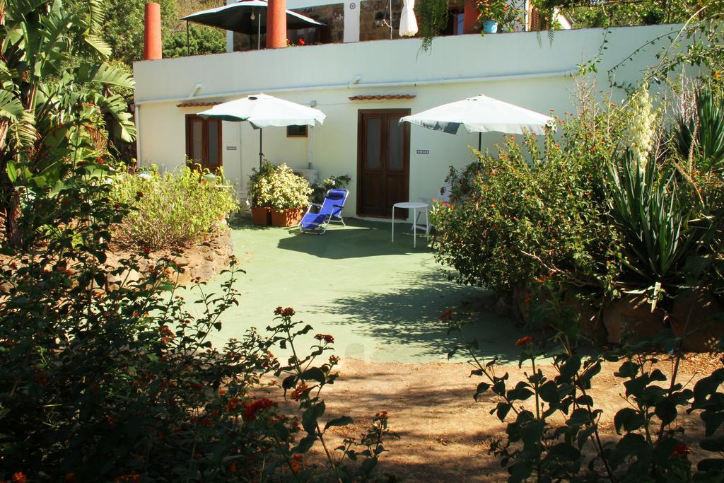 Casa Terranova Acomodação com café da manhã Isola di Ustica Exterior foto